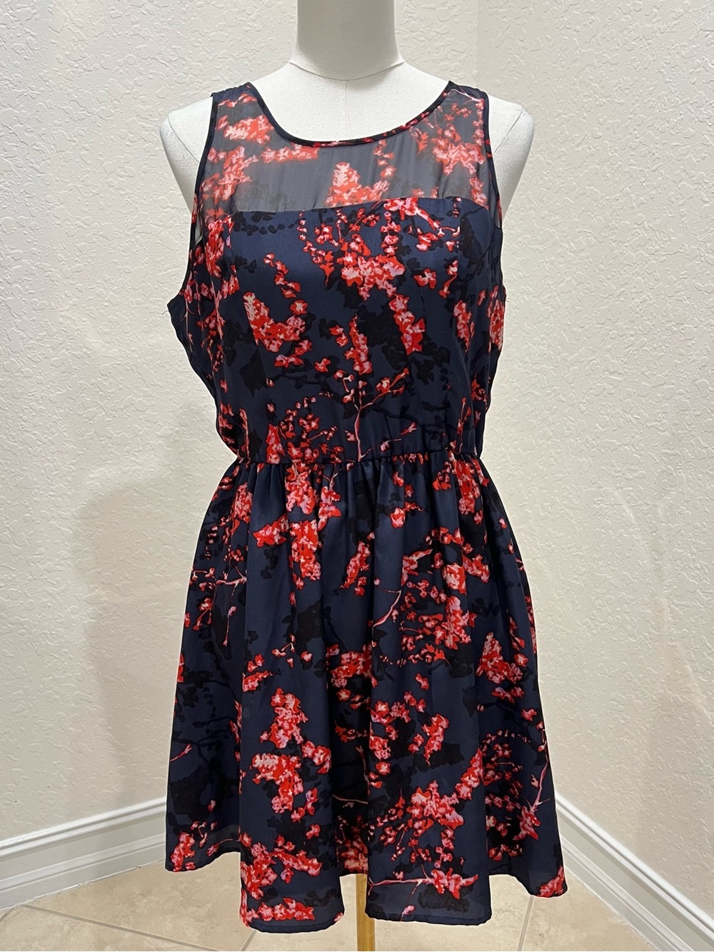 Guess Navy Floral Sleeveless Fit & Flare Dress - Red Floral